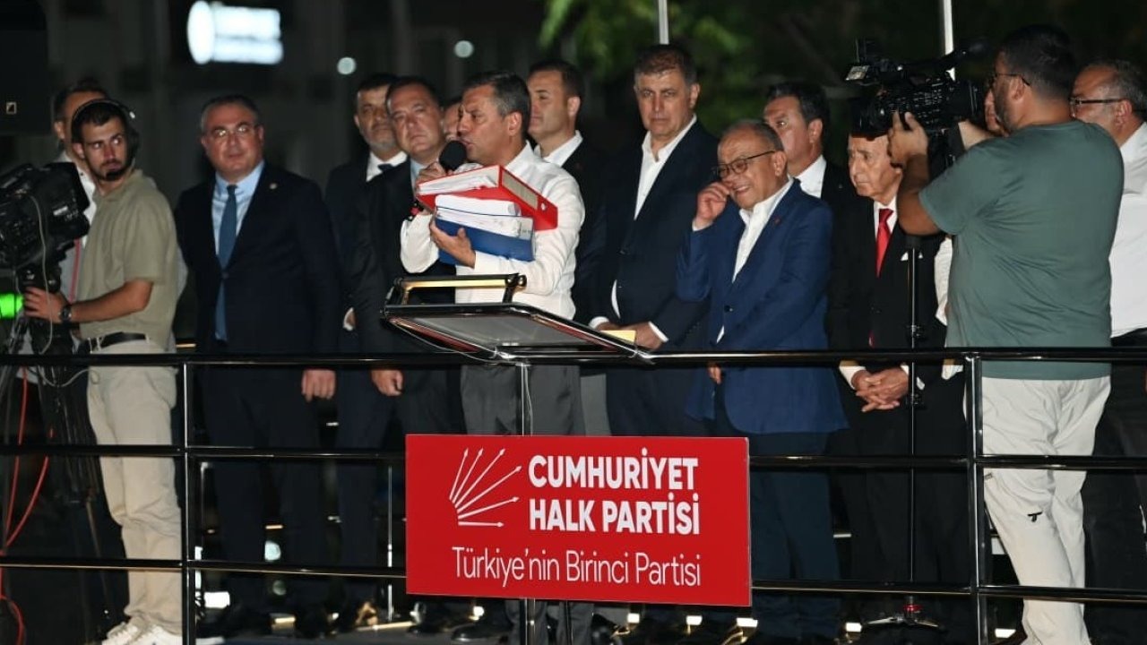 CHP Genel Başkanı Özgür Özel, Aydın Mitinginde "Millet İradesini Geri İstiyor" Dedi