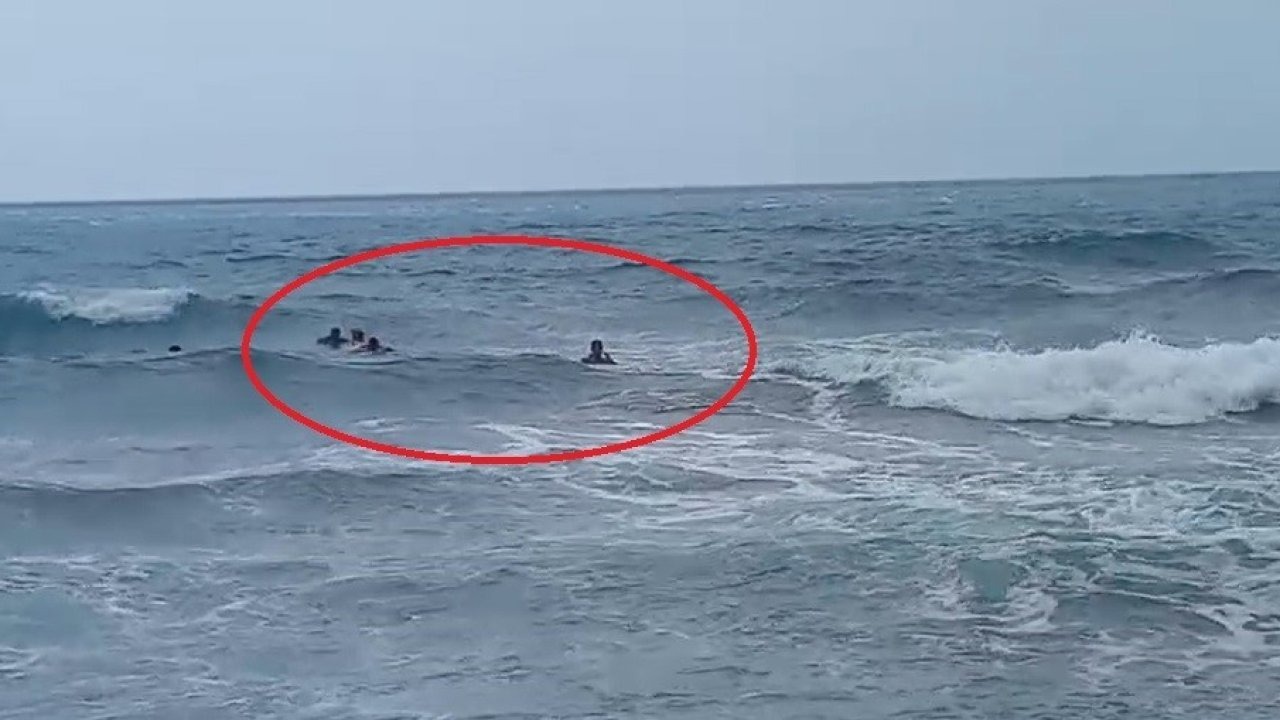 Hatay'da Rip Akıntısına Kapılan 2 Kişi Güçlükle Kurtarıldı