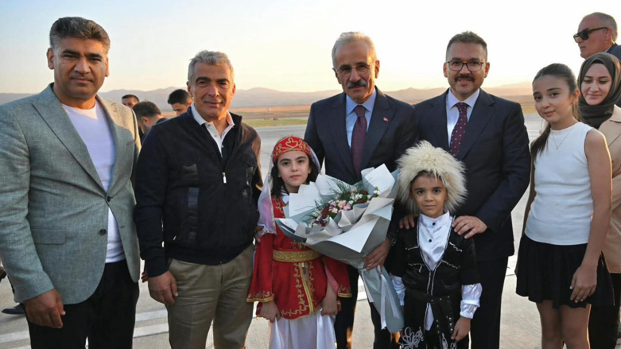 Ulaştırma Bakanı Uraloğlu Iğdır’da