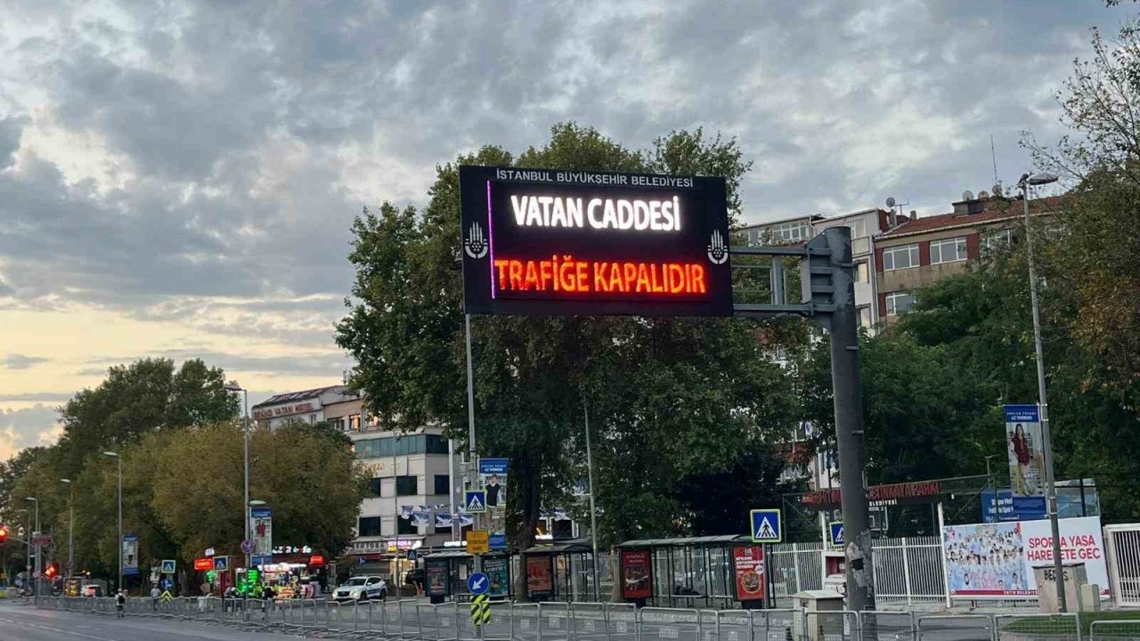 İstanbul'da 30 Ağustos Provası İçin Bazı Yollar Kapatıldı
