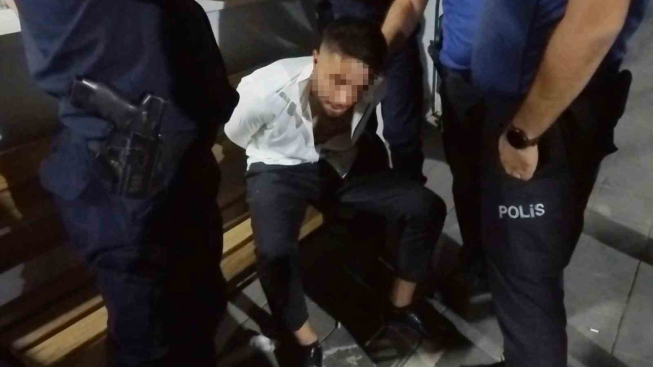 Aksaray'da Hastane Önünde Silahlı Kavga
