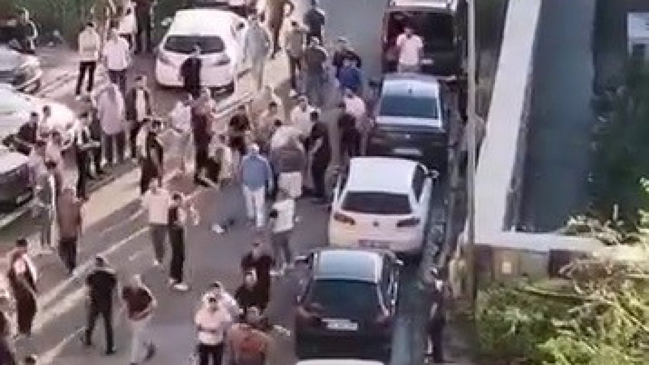Erzurum'da Tekme ve Yumruklu Kavga Kamerada