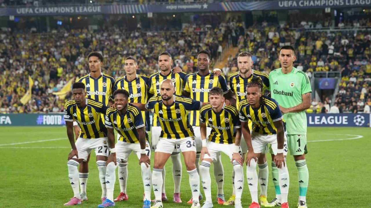 Fenerbahçe, Şampiyonlar Ligi İçin Benfica'ya Konuk Oluyor