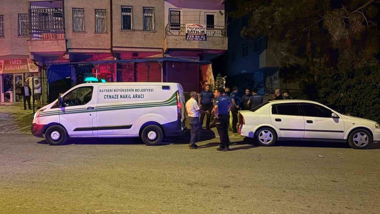 Kayseri'de Genç Adam İntihar Etti