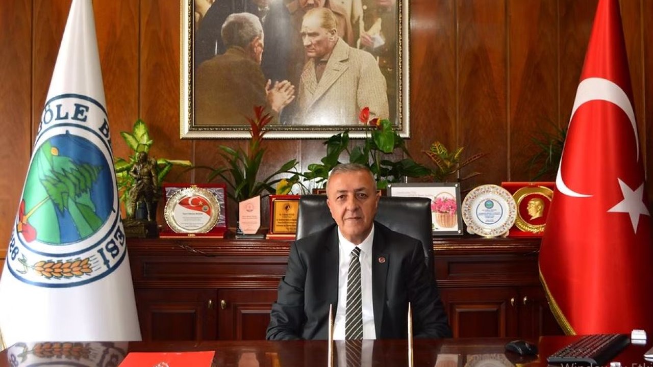 Göle Belediye Başkanı Gökhan Budak, CHP'den İstifa Etti