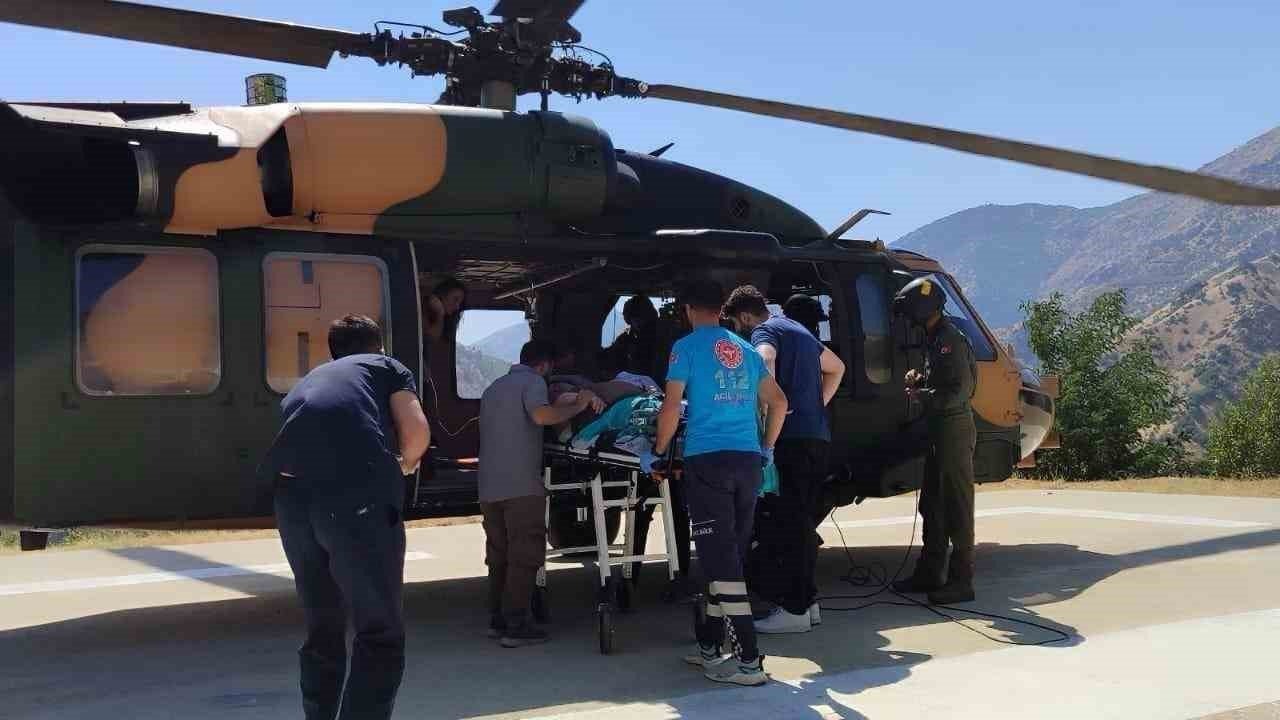 Askeri Helikopter Erken Doğum Riski Taşıyan Hamile Kadını Van'a Sevk Etti