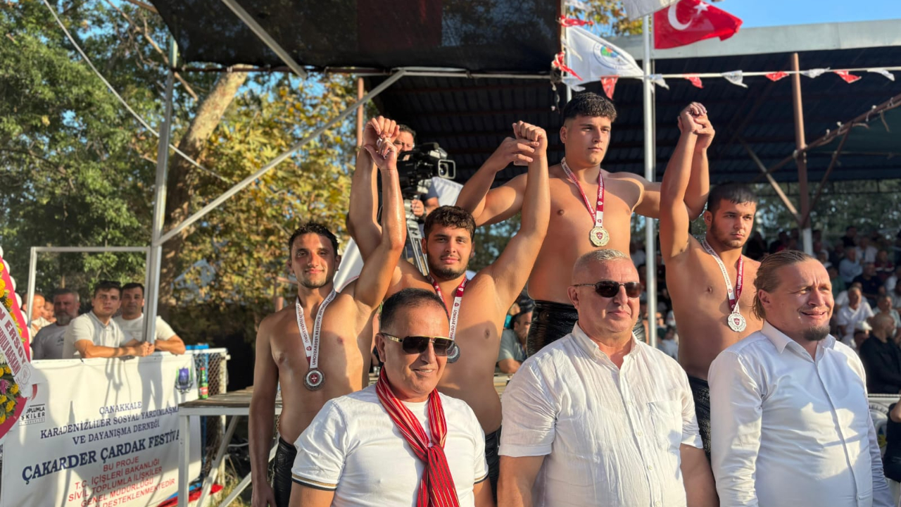 Iğdırlı Pehlivan Hasan Güldoğuş, Çanakkale Çardak Güreşlerinde 3. oldu