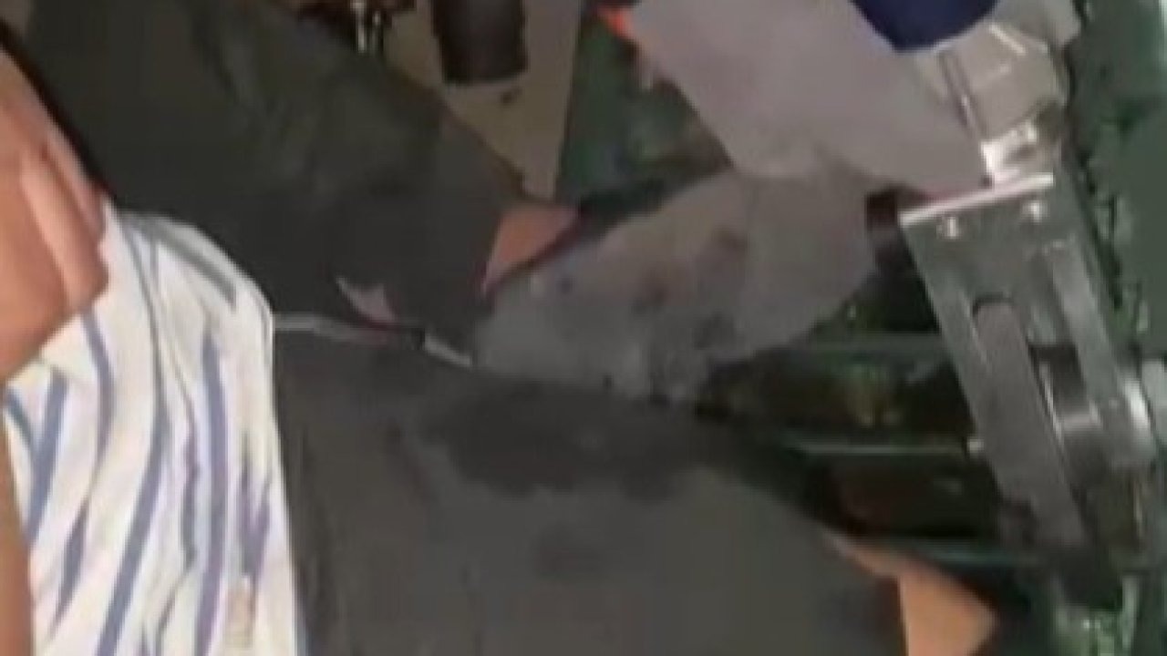 Kahramanmaraş'ta Ayağı Mazgala Sıkışan Çocuk Kurtarıldı