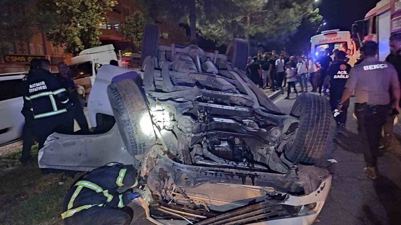 Batman'da Trafik Kazası: 2 Yaralı