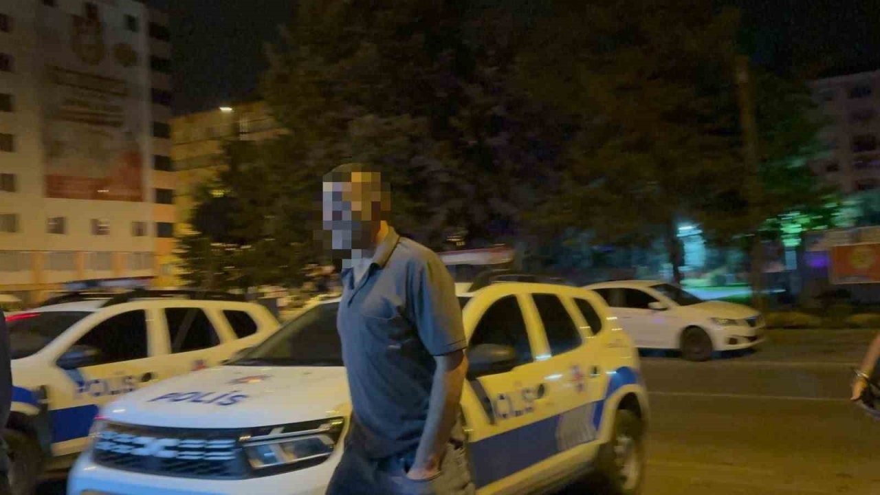 Kayseri’de Bir Haftada İkinci Kez İntihar Girişimi: Polis Uzun Uğraşlar Sonucu İkna Etti