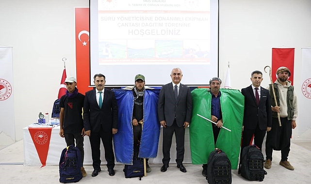 Muş'ta Çobanlara Donanımlı Ekipman Çantası Desteği: 400 Sürü Yöneticisine Proje Kapsamında Destek Verildi