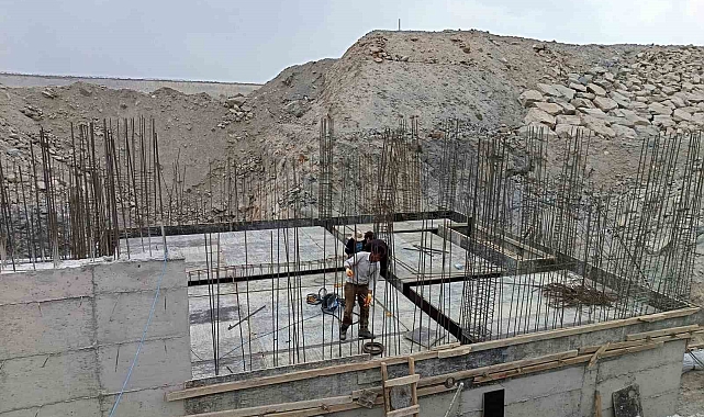 Sarıkamış'ta Suni Karlama Sistemi Kuruluyor: Sezon 45 Gün Uzayacak