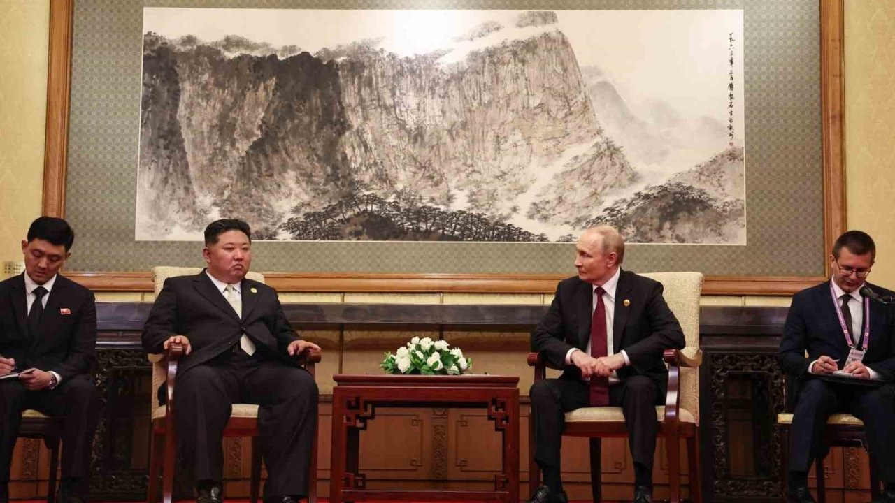 Putin ve Kim Jong Un, Çin'de Bir Araya Geldi