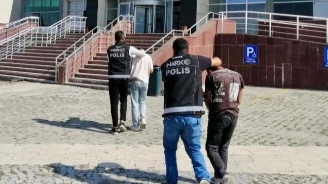 Kars'ta Uyuşturucu Operasyonu: İki Kişi Tutuklandı