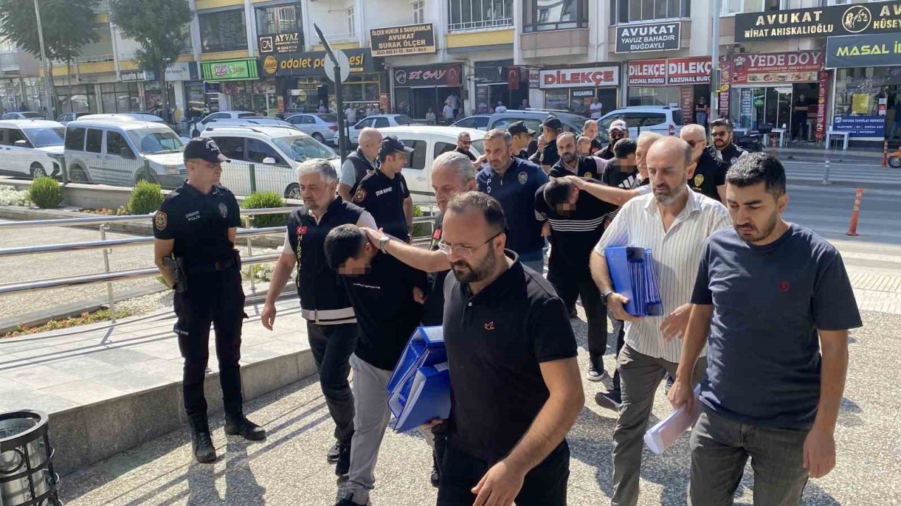Çorum’da “Change” Operasyonu: 10 Milyon TL'lik Vurgun Yapan Çete Çökertildi
