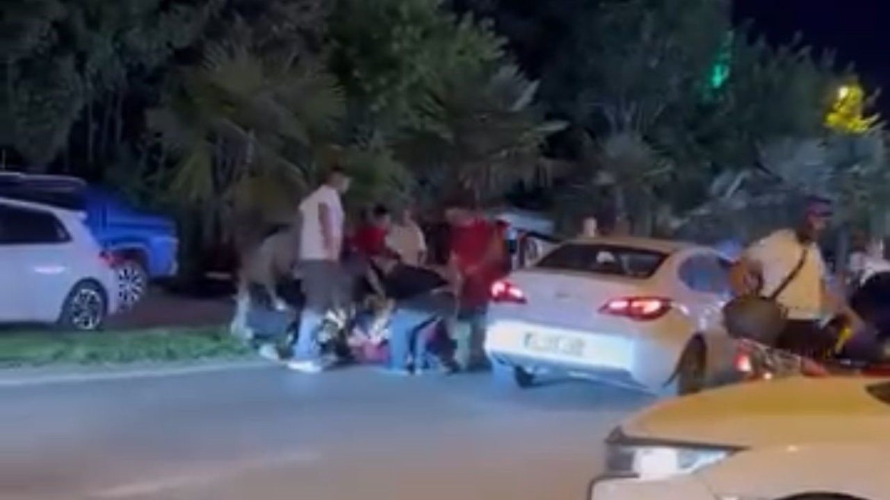 Bursa'da Yol Verme Kavgasını Vatandaşlar Ayırdı