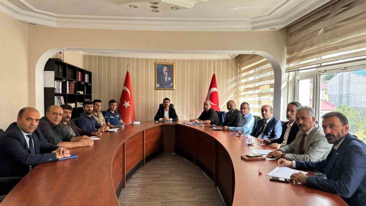 Susuz'da Yeni Eğitim Yılı İçin İstişare Toplantısı Yapıldı