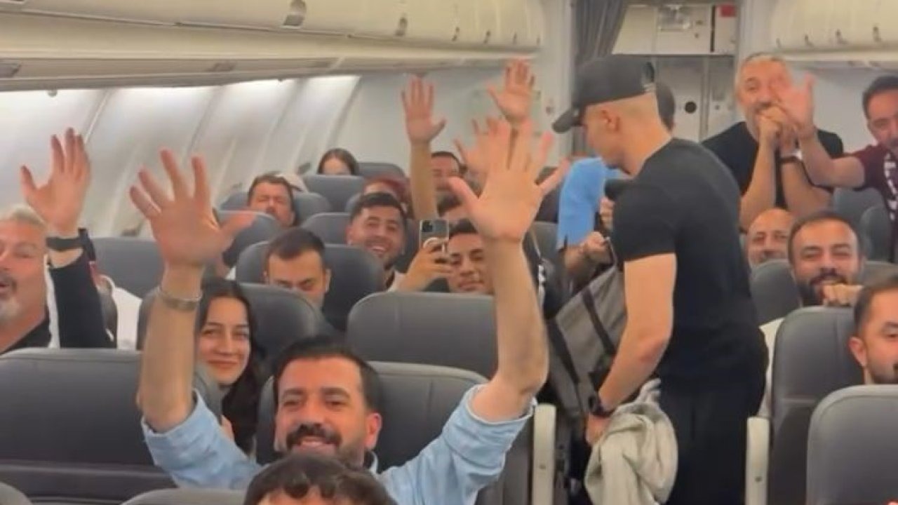 Galibiyet Sevinci Uçakta Devam Etti