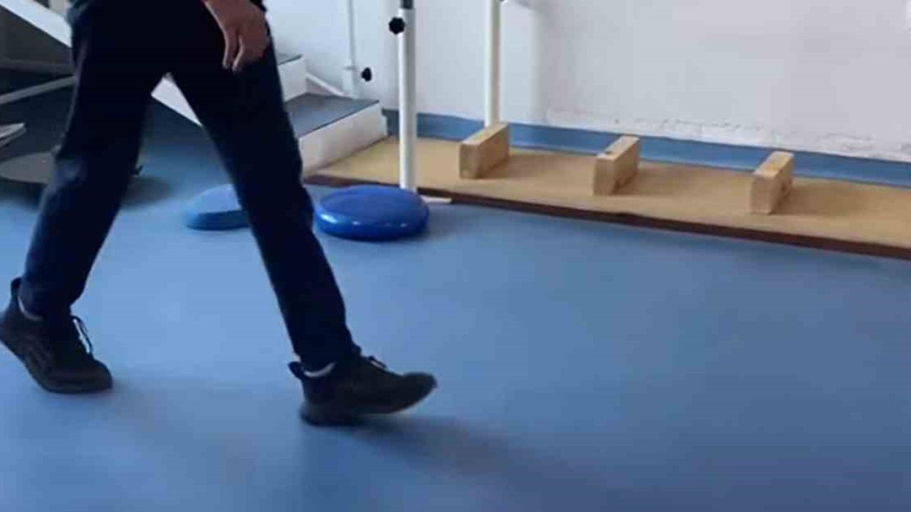 Bayburt'ta 7 Yıllık Yürüme Sorunu Fizyoterapiyle Çözüldü