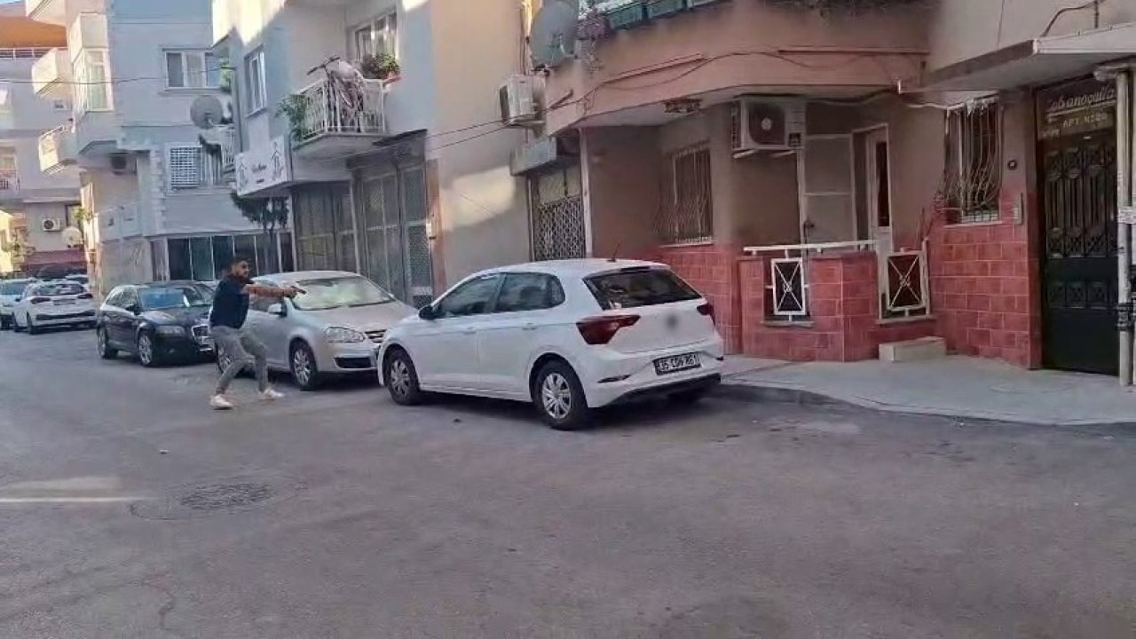 İzmir'deki Polis Merkezine Saldırıyla İlgili 16 Şüpheli Adliyeye Sevk Edildi