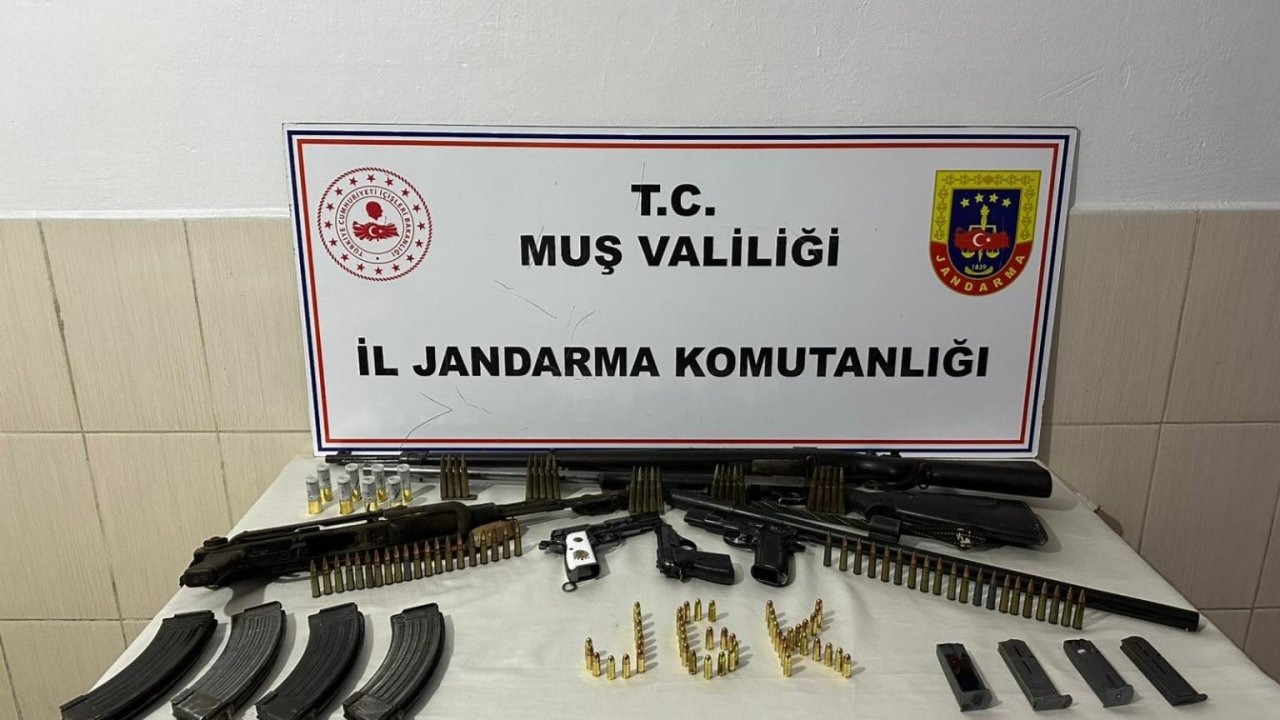 Muş'ta Silah Operasyonu: Çok Sayıda Mühimmat Ele Geçirildi