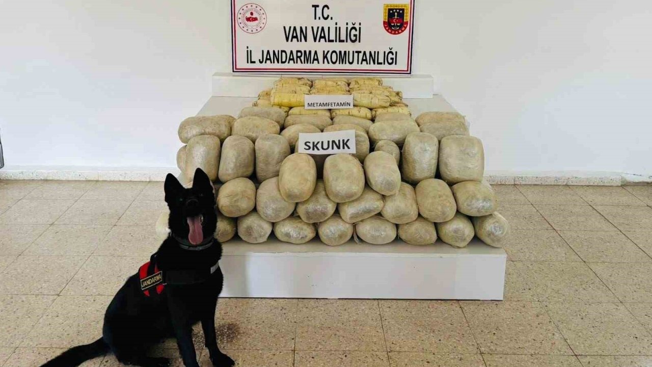 Başkale'de Uyuşturucu Operasyonu: 106 Kilo Madde Ele Geçirildi