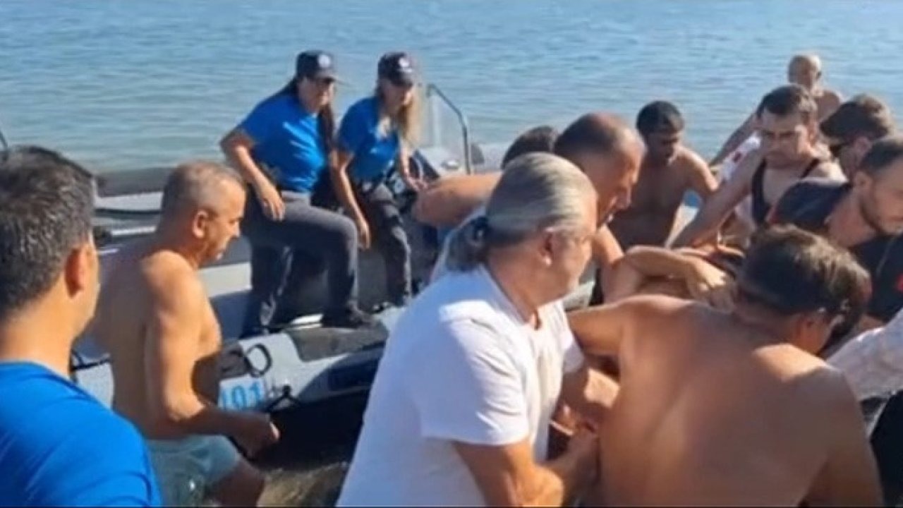 Arsuz'da Beyin Kanaması Geçiren Vatandaşı Deniz Polisi Kurtardı