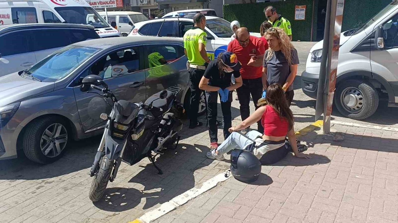 Manavgat'ta Motosiklet Kazası: Kask Hayat Kurtardı