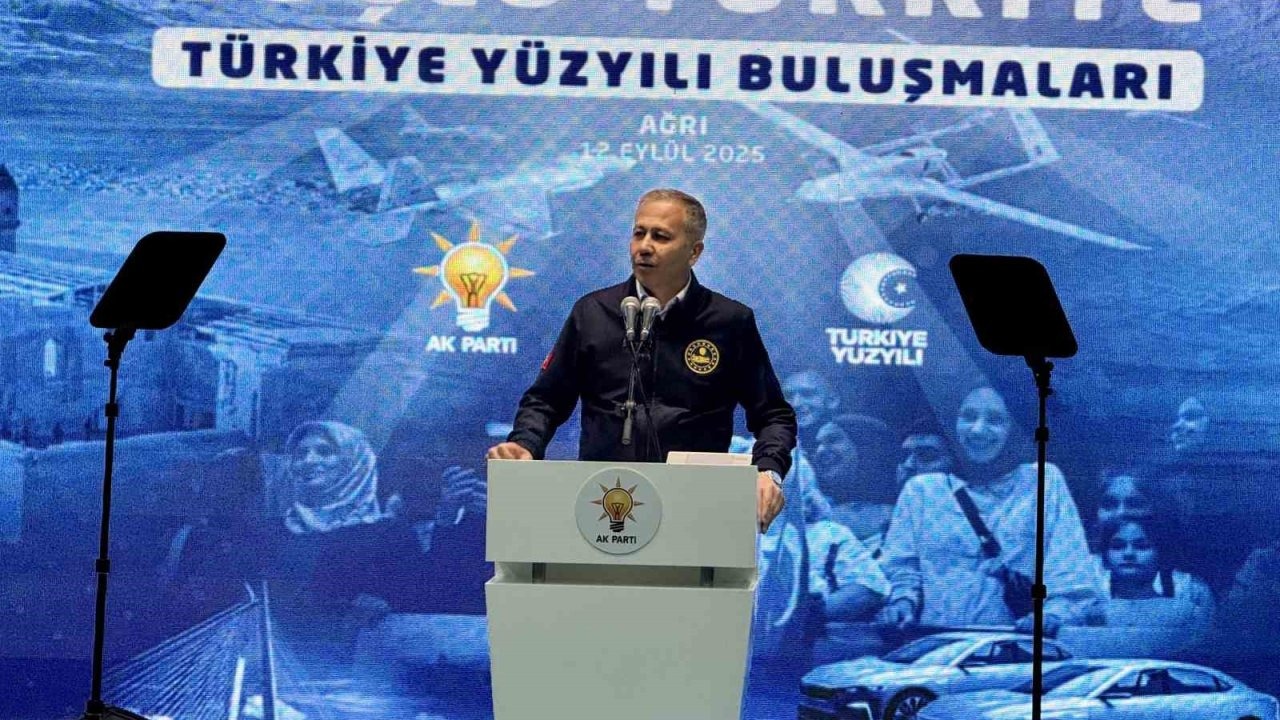 Bakan Yerlikaya'dan "Sokak Çağrısı" Tepkisi: "Demokrasi Sandıkta Güçlenir"
