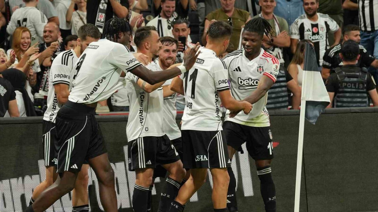 Beşiktaş, Başakşehir Maçını Kazanarak Dolmabahçe'de Galibiyet Serisini Sürdürdü
