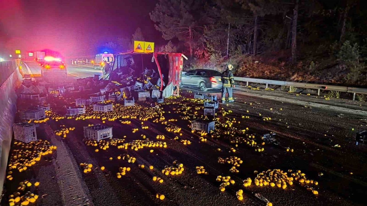 Adana-Pozantı Otoyolu'nda Zincirleme Kaza: 1 Ağır Yaralı