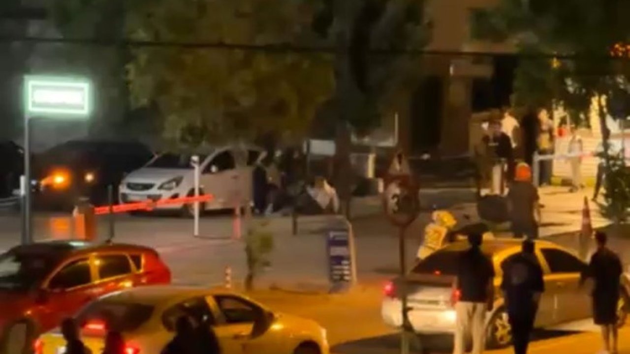 Bursa'da Korkunç Kavga: Bir Kişi Sokak Ortasında Ölesiye Darbedildi