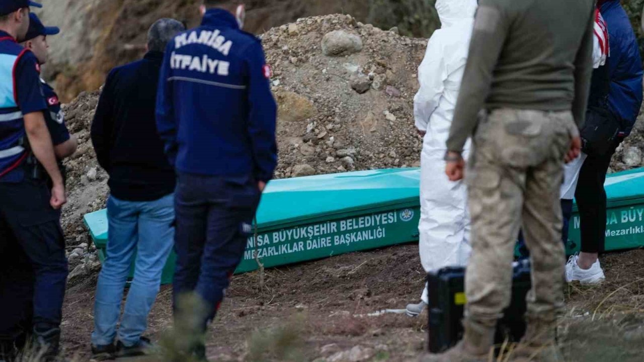 Akhisar’da Su Kuyusu Göçüğünde Feci Olay: İki Çiftçi Hayatını Kaybetti