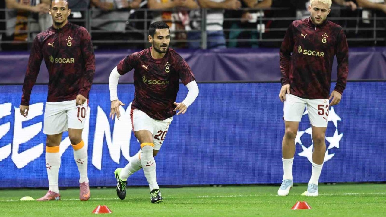 Galatasaray, Şampiyonlar Ligi'ne Yeni Kadroyla Başladı