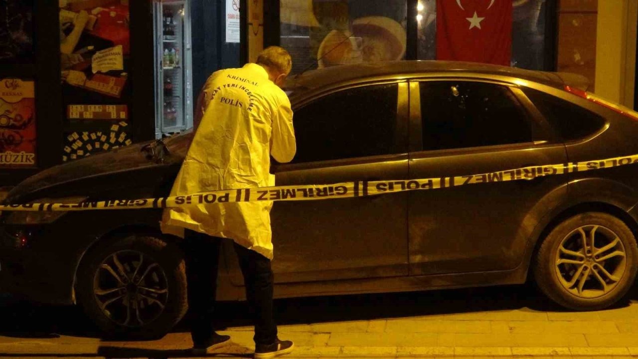 Malatya'da Kafeye Silahlı Saldırı: 2 Yaralı