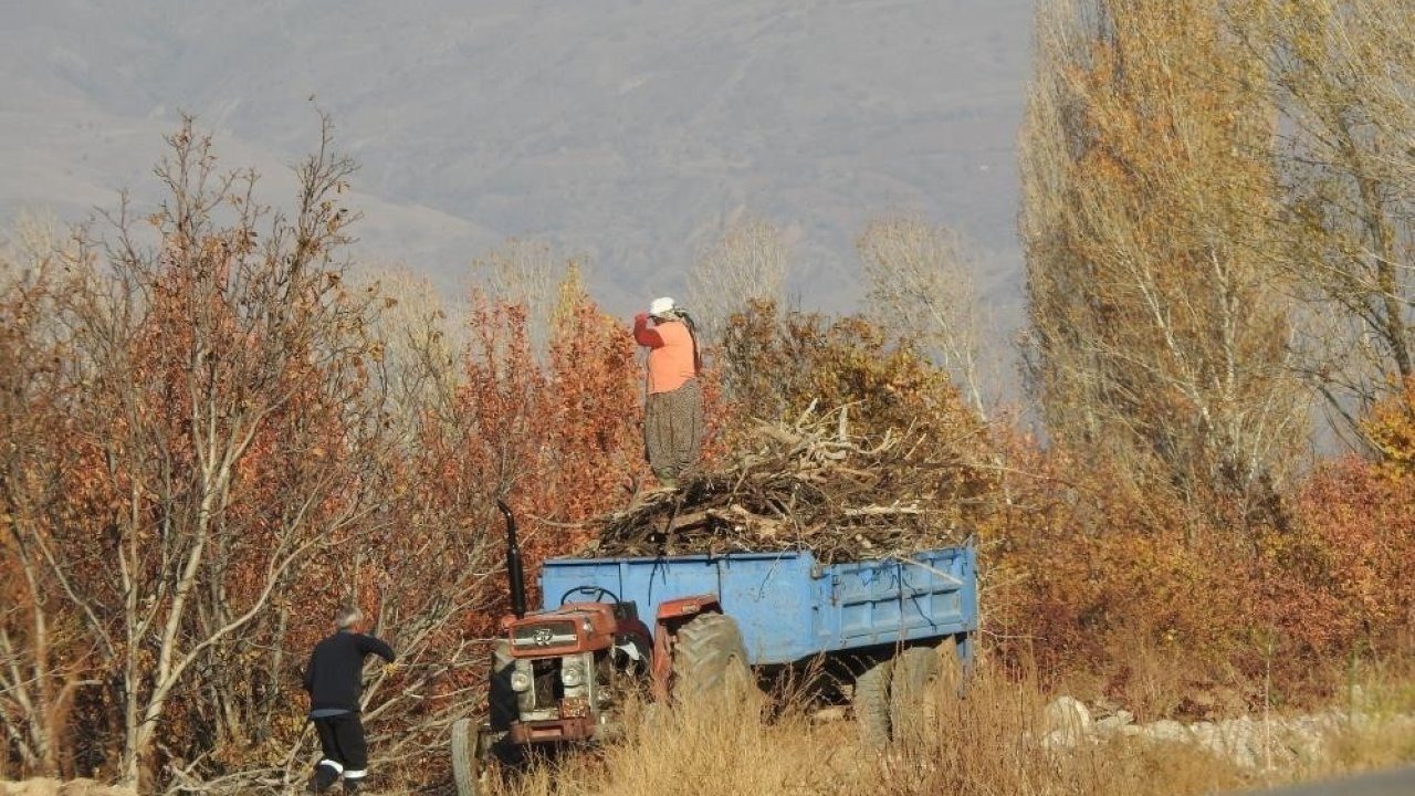 Erzincan'da Vatandaşlar Kış Hazırlığına Hız Verdi