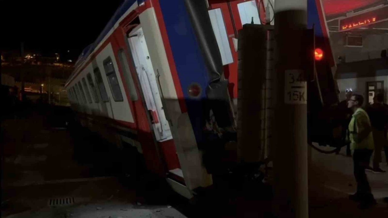Bandırma'da Yolcu Treni Duvara Çarptı: Yaralı Yok