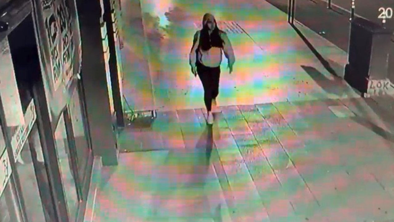 Isparta'da Kontrolden Çıkan Otomobil İşletmeye Daldı