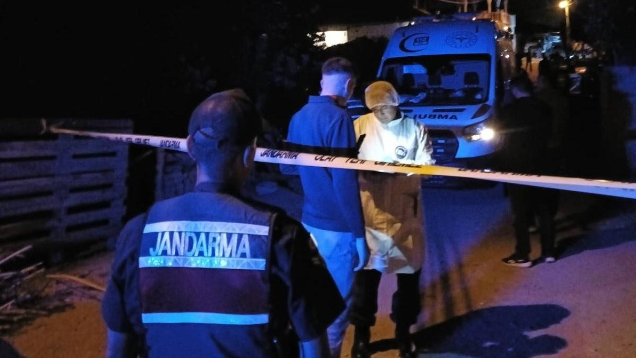 Kırşehir'de Aile Faciası: Anne ve Babasını Öldürdü, İki Akrabasını Yaraladı