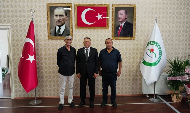 Bilgiyle Yoğrulan Bir Önder: Prof. Dr. Ekrem Gürel