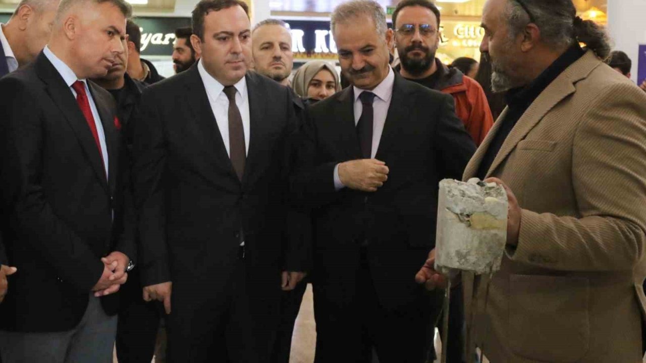 Ağrı’daki Akademisyen Sanatçıdan "Nuh’un Gemisi" Temalı Eserler