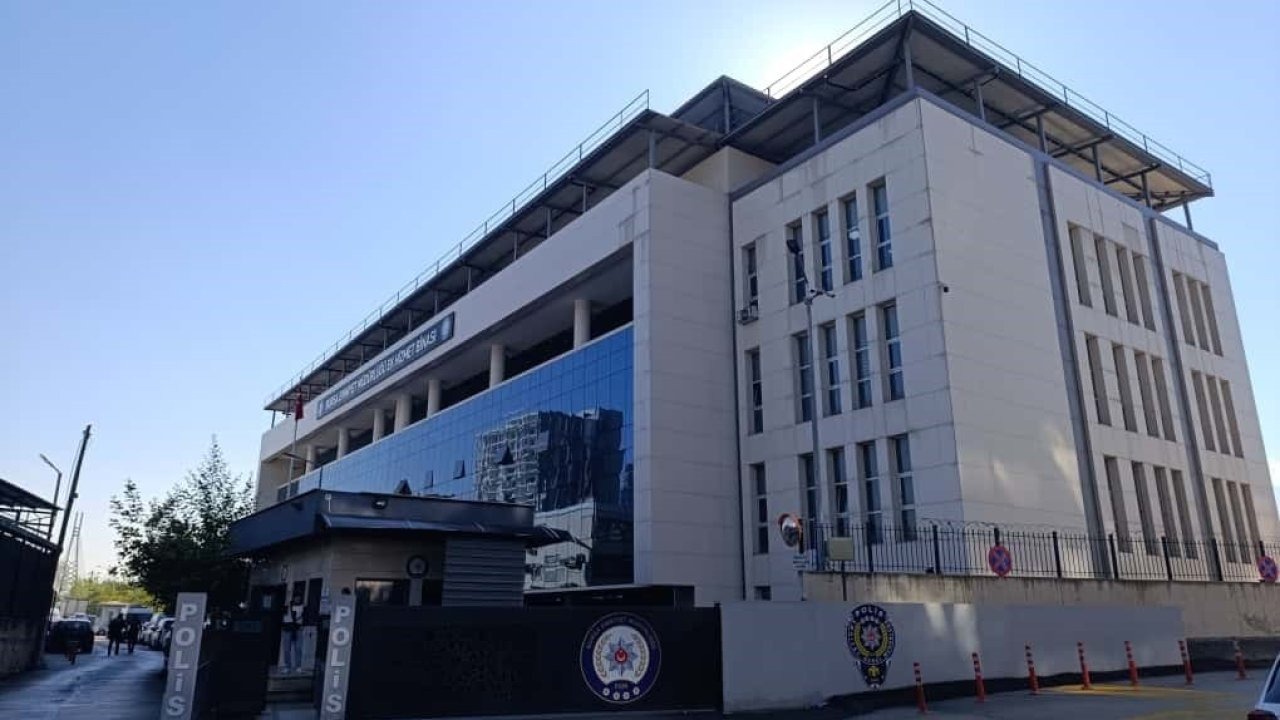 Bursa Merkezli Yolsuzluk Operasyonu: Eski CHP'li Belediye Başkanı ve Eşi Dahil 21 Gözaltı