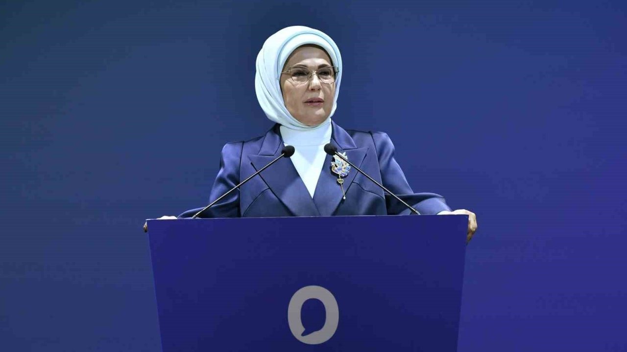 Emine Erdoğan: "Sıfır Atık Hareketi Demek, Küresel Vicdan Demektir"