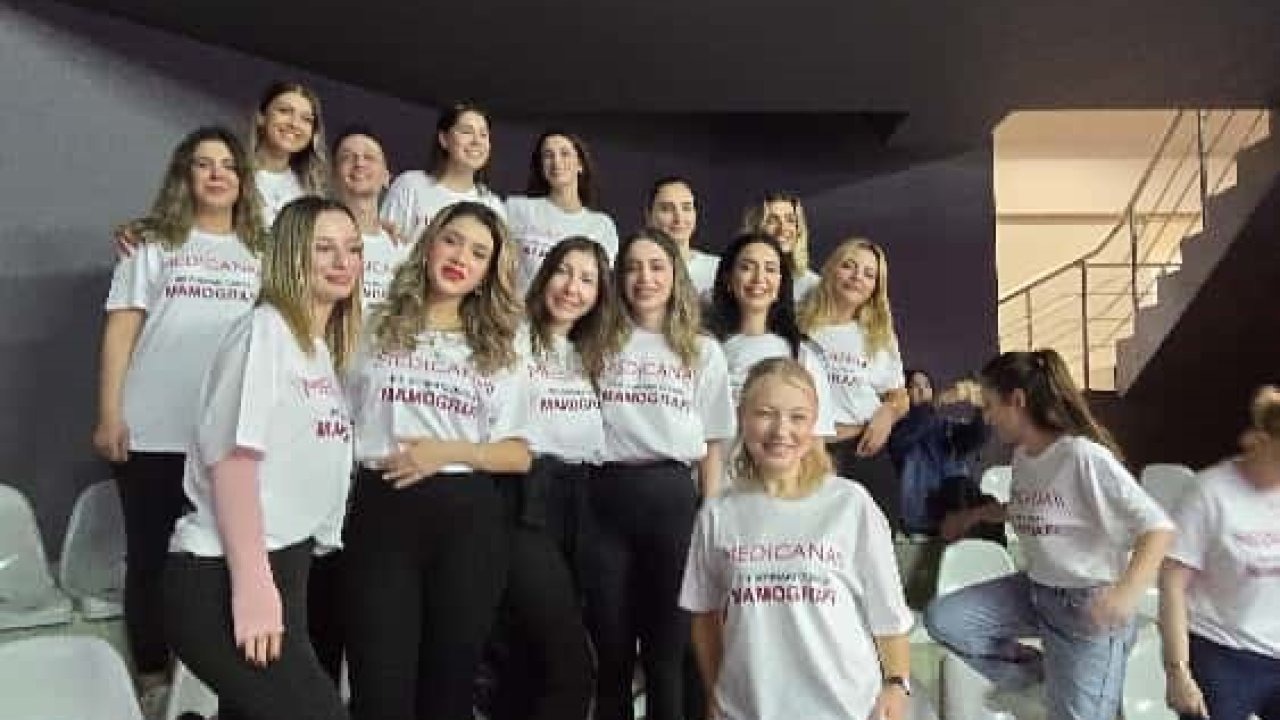 Fenerbahçe Maçında Meme Kanseri Uyarısı: "Erken Tanı ile İyileşme Oranı Yüzde 90"