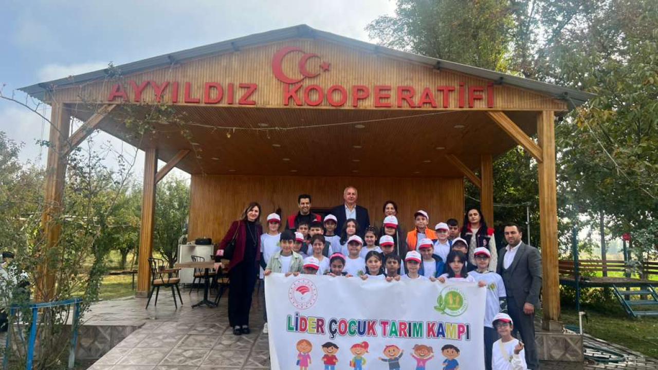 Iğdır'da Lider Çocuklar Tarımı ve Kooperatifçiliği Öğrendi
