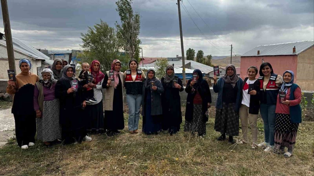 Kars'ta Jandarmadan Kadına Şiddetle Mücadele Eğitimi: KADES ve "EL KAL-KA-MAZ" Projesi