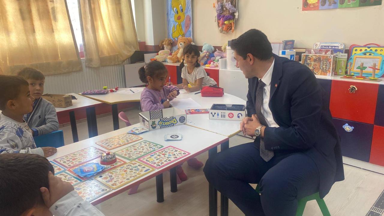 Kaymakam Fatih Erdoğan’dan Kacardoğanşalı Şehit Er Bülent Aras Okulu’na Ziyaret