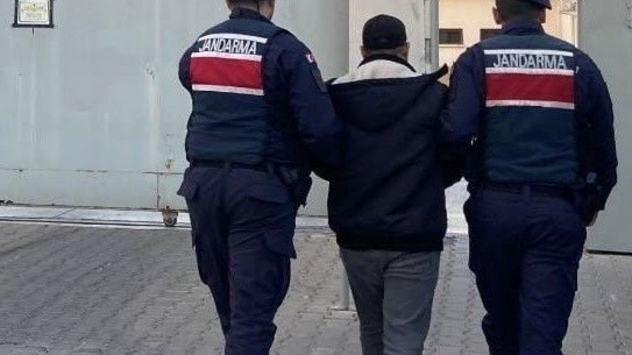 Manisa'da Jandarmanın İki Günlük Takibinde Çeşitli Suçlardan Aranan 6 Hükümlü Yakalandı