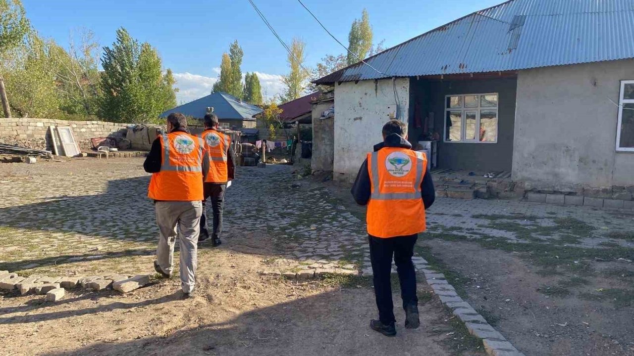 Patnos İyilik Elçileri Derneği, 50 Aileye Yardım Ulaştırarak Dayanışmayı Güçlendiriyor