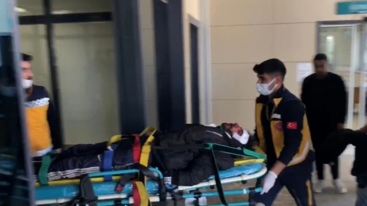Şanlıurfa Ceylanpınar'da Yol Kenarına Bırakılmış Halde Bulunan 2 Genç Vuruldu: Durumu Ağır Olan Var